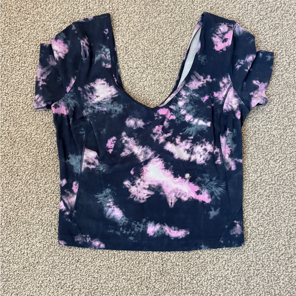 NWT Lululemon Align Tee size 6
